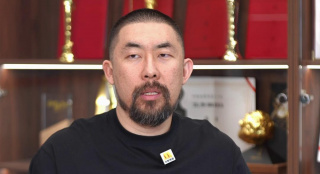 日韩亚洲成a人片在线观看
